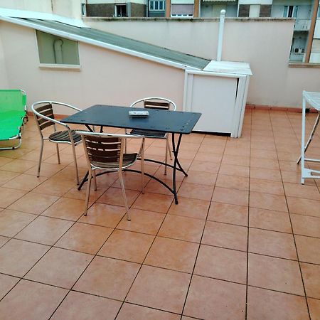 Mansarda Con Terrazzo Privato Barletta Exterior foto