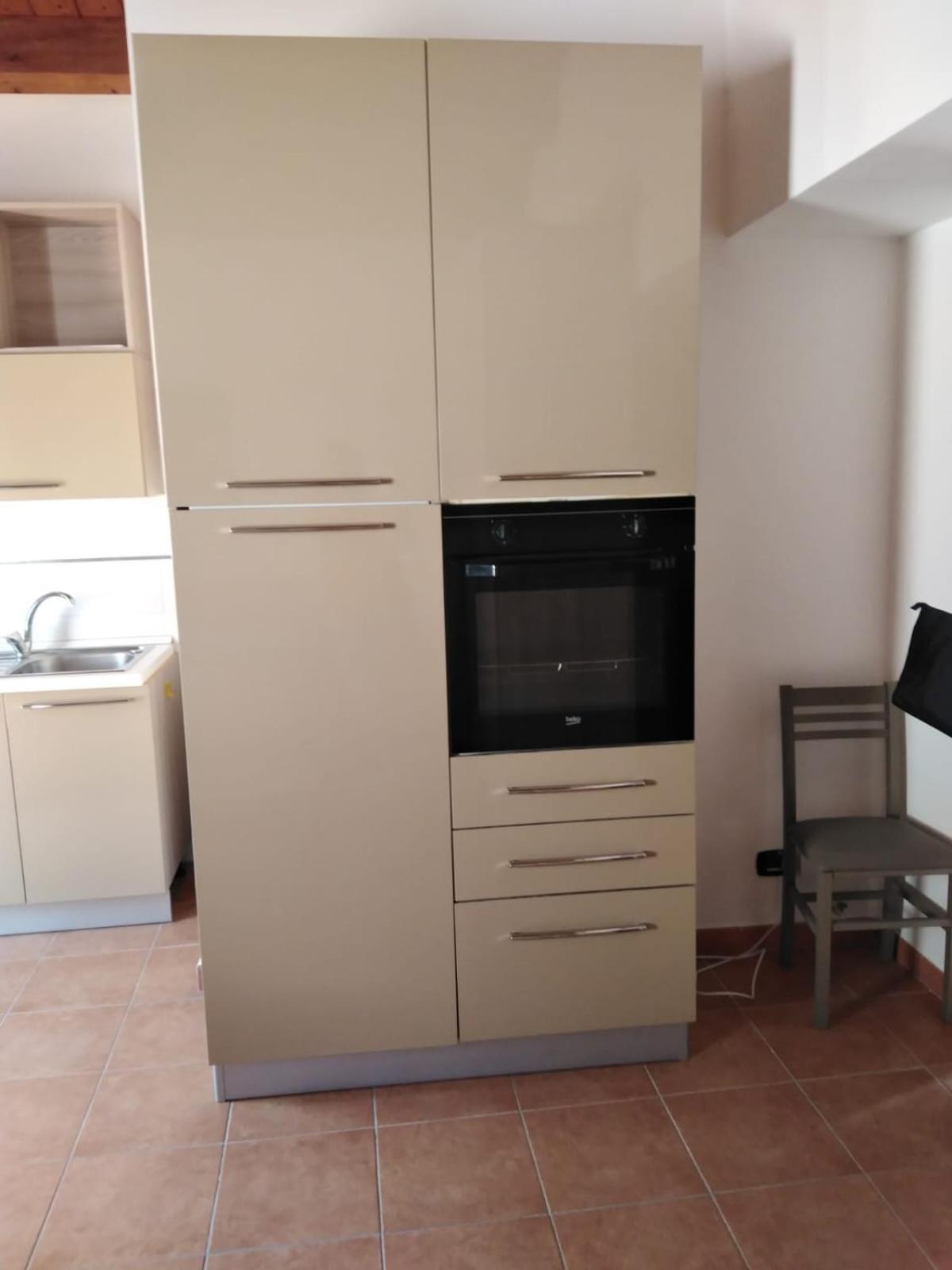 Mansarda Con Terrazzo Privato Barletta Exterior foto