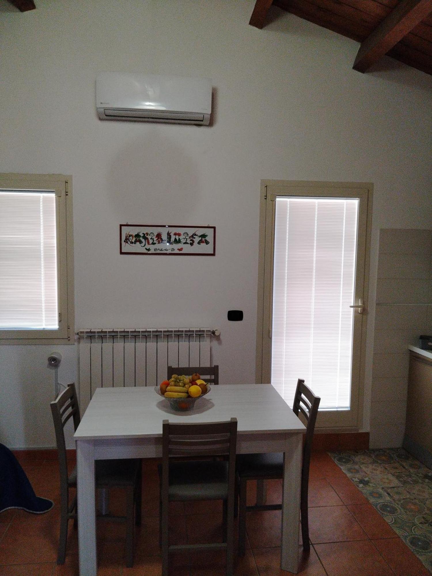 Mansarda Con Terrazzo Privato Barletta Exterior foto