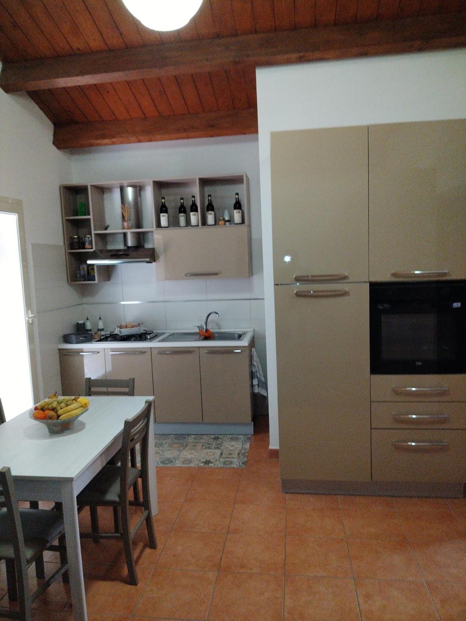 Mansarda Con Terrazzo Privato Barletta Exterior foto